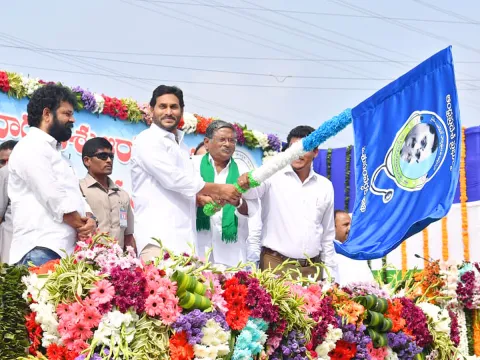 AP CM YS Jagan Flags Off 165 Veterinary Ambulances Photos - Sakshi