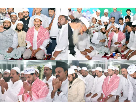 AP CM YS Jagan Participates in State Level IFTAR Programme Photos - Sakshi