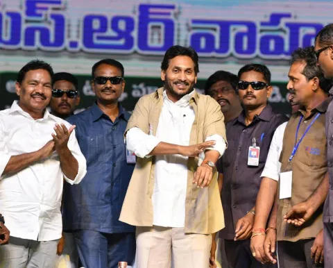 YSR Vahana Mitra Scheme: CM YS Jagan At YSR Vahana Mitra Photos - Sakshi