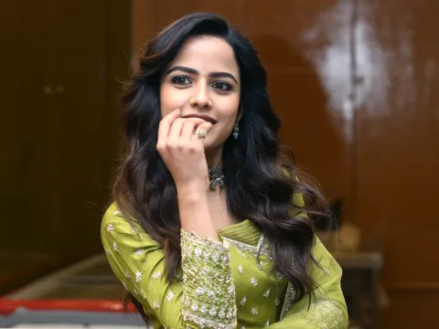 Actress Vaishnavi Chaitanya in Jack Movie Photos