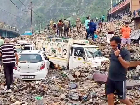 Heavy rain triggered flash floods in Ramban Photos8