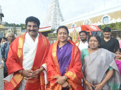 Anchor Suma, Rajiv Kanakala Visit Tirumala Photos4