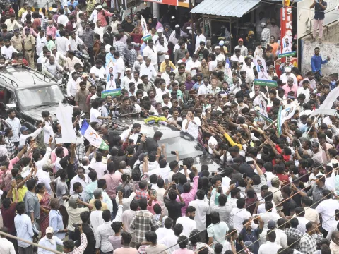 Huge Crowd At YS Jagan Nellore Tour Photos7