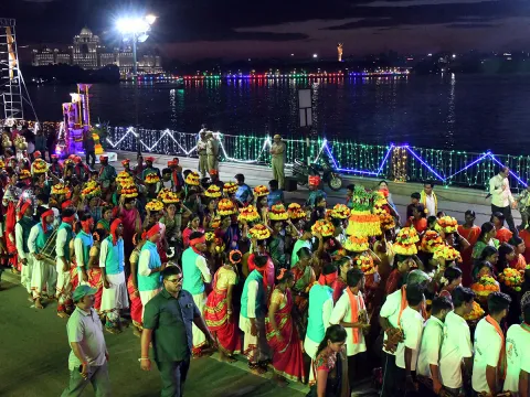 Saddula Bathukamma Closing Ceremonies on Tankbund4