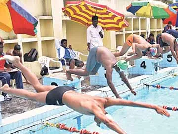 ప్రమోదతమకు నాలుగు పతకాలు - Sakshi
