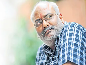 కీరవాణిని విలన్గా చేయమంటున్న రాజమౌళి!