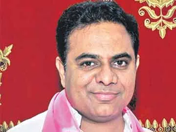 ట్యాంక్బండ్పై సీమాంధ్రుల విగ్రహాలు తొలగిస్తాం:కేటీఆర్ - Sakshi
