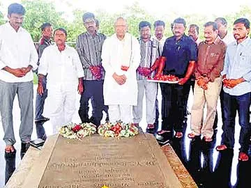 ఆ ఘనత వైఎస్ఆర్దే - Sakshi