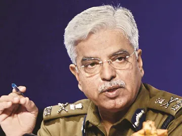 బస్సీ ఐఎస్ఐ ఏజెంట్.....
