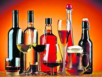ఇక ఏరులై పారనున్న మద్యం - Sakshi