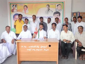 మాట్లాడుతున్న ఎమ్మెల్యే వంశీచంద్‌రెడ్డి - Sakshi