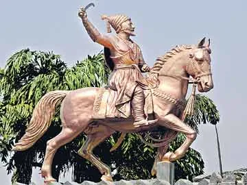 విగ్రహ స్థాపనతో సరా?