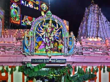 ఘనంగా లాల్ దర్వాజ బోనాలు