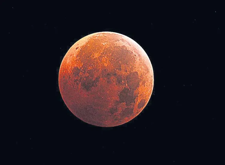 The Super Blue Blood Moon is coming - Sakshi