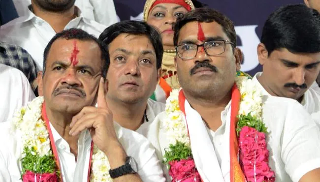 Relief to Telangana Congress MLAs in high court - Sakshi