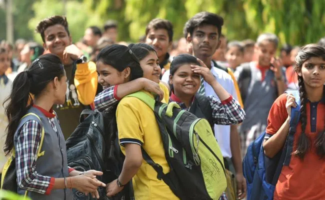 CBSE Says No Re Exam for 10th Maths Paper - Sakshi