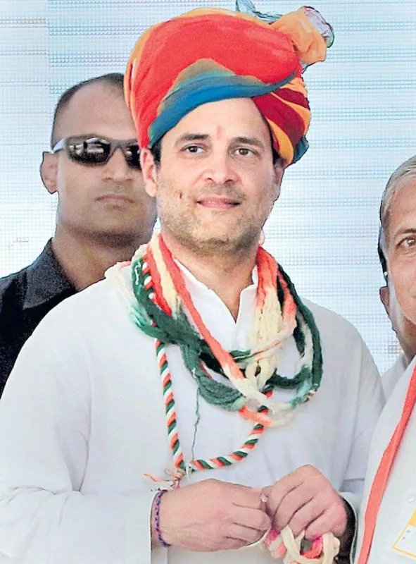'Congress won't make false promises like Narendra Modi - Sakshi