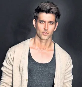 Hrithik Roshan requests producers to take a harsh stand - Sakshi