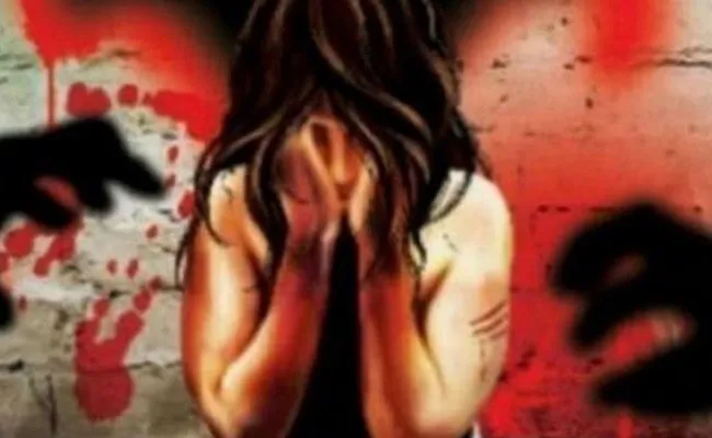 Minor Girl Gang Raped Inside ICU In Uttar Pradesh - Sakshi