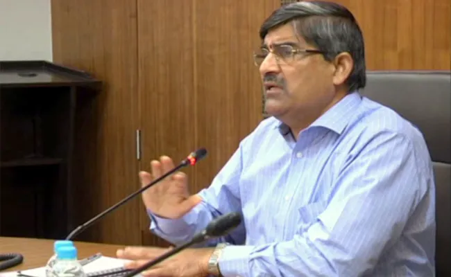LV Subramanyam condemns allegations on re polling in chandragiri - Sakshi