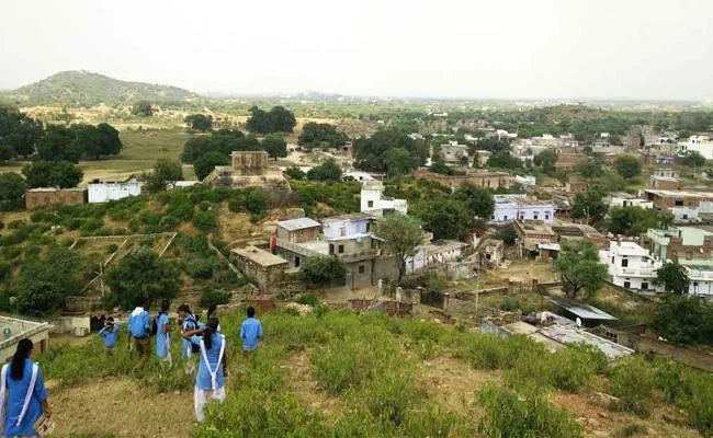 Telangana Government Appointed Committees For Village Development - Sakshi