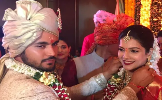 Manish Pandey Gets Married To Actress Ashrita Shetty - Sakshi