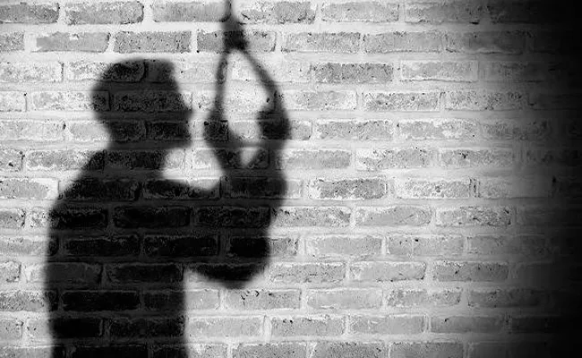 Man Hanged His Life Due To Wife Went Away In Krishna District - Sakshi