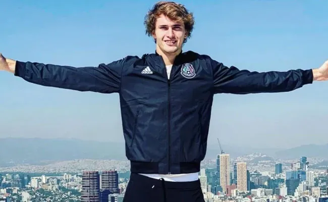 Viral video of Zverev Partying After Promising Self Isolation Creates Stir - Sakshi