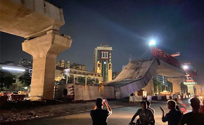 6Km Long Flyover Under Construction Collapses In Gurgaon - Sakshi