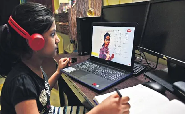 Online Classes For Telangana Students From July 1 - Sakshi