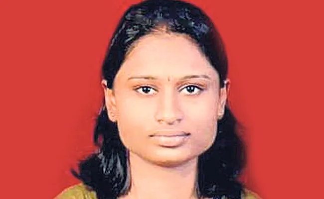 Hyderabad: Married Lady Goes Missing From Panjagutta - Sakshi