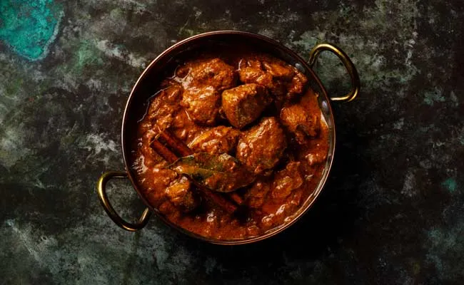Madhya pradesh: Man Kills Wife For Refusing To Cook Chicken - Sakshi