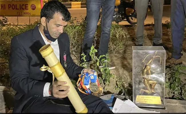 Padma Shri Awardee Wrestler Virender Singh Urges Haryana Government To Recognise Deaf Athletes As para Athletes - Sakshi
