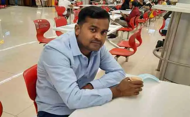 Rajesh Deceased in Road Accident Nizamabad District - Sakshi