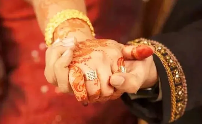 Married Woman Suicide Over Husband Harassment Hyderabad - Sakshi