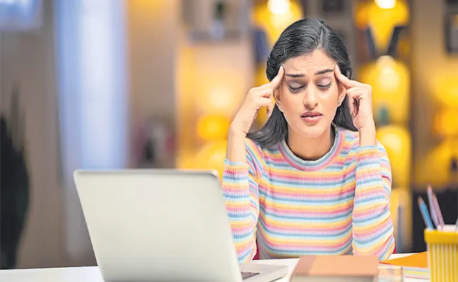 Health Tips In Telugu: Vitamin B12 Deficiency Symptoms Food To Eat - Sakshi