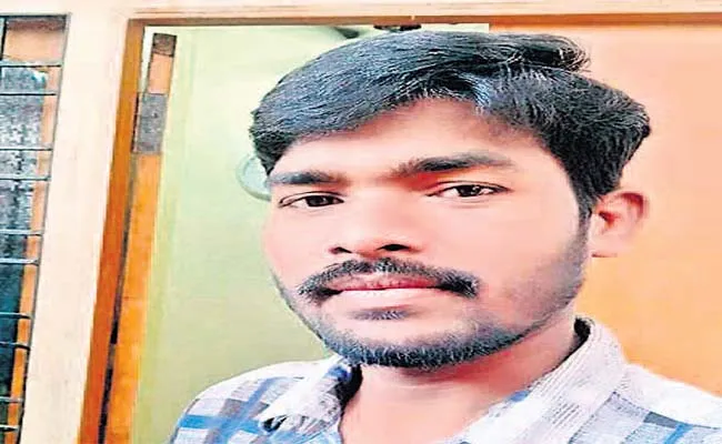 One killed In Road Accident, Another Commits Assassinate - Sakshi
