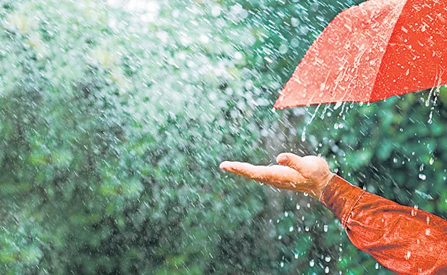 Heavy rains for four days in Andhra Pradesh - Sakshi