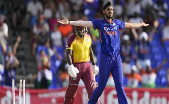 IND VS WI: Team India Bowling Coach Paras Mhambrey Lauds Arshdeep Singh For Showing Composure - Sakshi