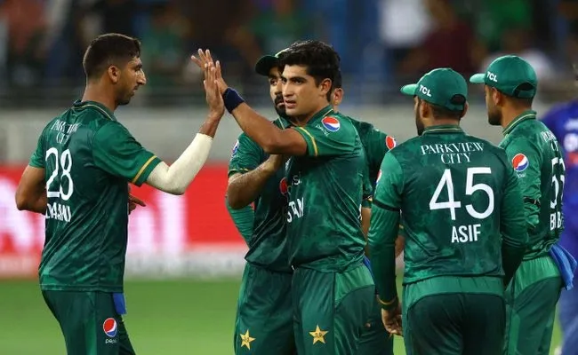 Naseem Shah likely Miss to pakistan next matchn in Asiacup 2022: Reports - Sakshi