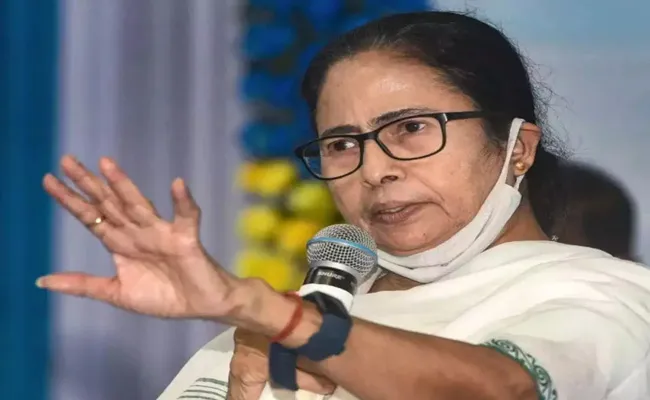 Some are pursuing politics of hate to try divide the country - Sakshi