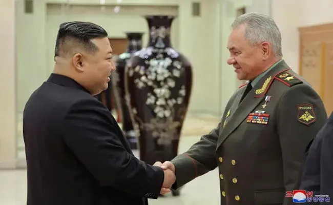 North Korea's Kim Jong Un Meets Russian Defence Minister - Sakshi