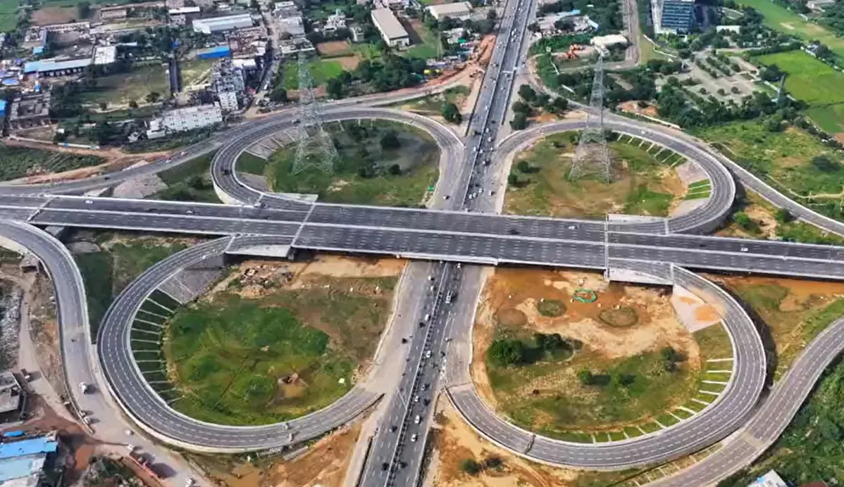Nitin Gadkari Introduces Marvel Of Engineering Dwarka Expressway - Sakshi