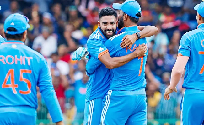 Asia Cup Final Ind Vs SL: Siraj Shines Sri Lanka Break Their Worst World Record In All ODIs - Sakshi