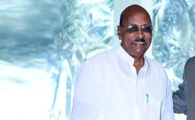 BJP Senior Leader Oruganti Killed In Road Accident - Sakshi