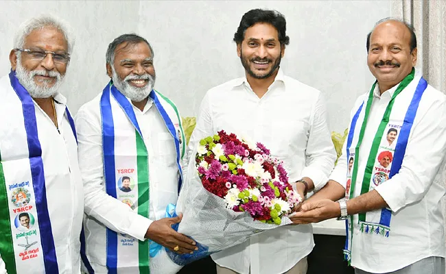 Ysrcp Rajya Sabha Mps Meets Cm Jagan - Sakshi