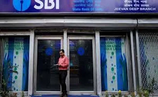 Sbi Turned Down Rti Application By Activist On Electoral Bonds - Sakshi