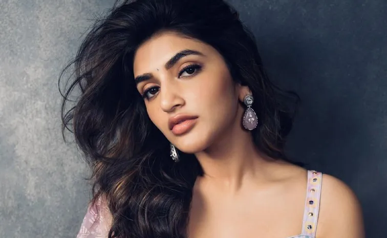 Sreeleela Bollywood Debut Movie With Saif Ali Khan's Son