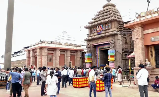 Ratna Bhandar of Puri Jagannath temple reopens