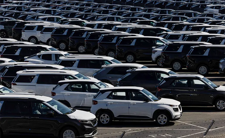 unsold cars at dealerships across India has reached over 7 lakh units valued at Rs73,000 crs